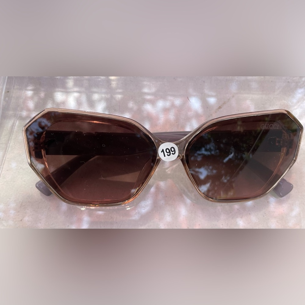 Chic Brown Sunglasses
